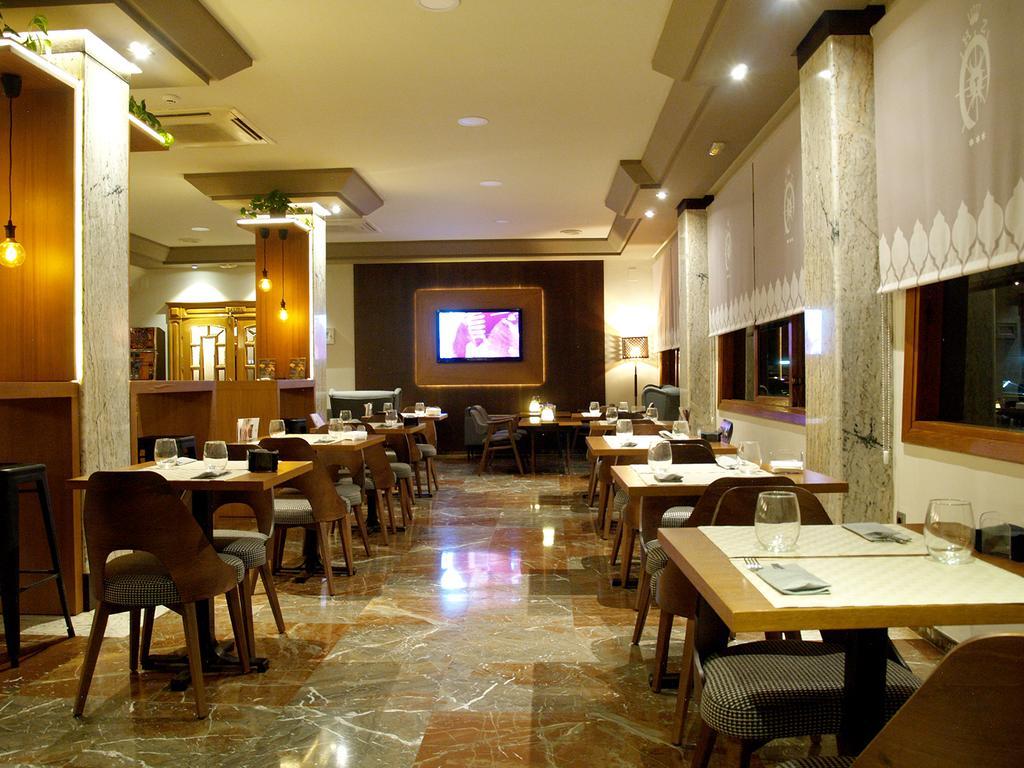 Hotel Zodiaco บายเลน ภายนอก รูปภาพ