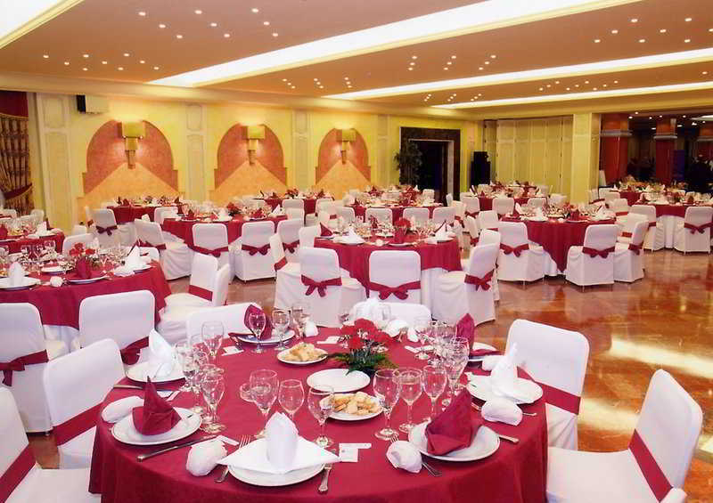 Hotel Zodiaco บายเลน ภายนอก รูปภาพ