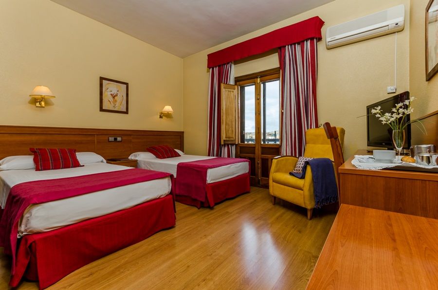 Hotel Zodiaco บายเลน ภายนอก รูปภาพ