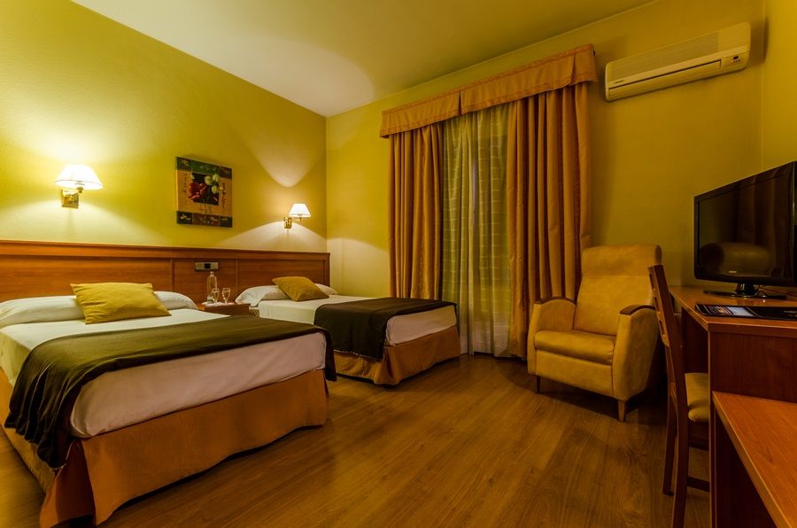 Hotel Zodiaco บายเลน ภายนอก รูปภาพ